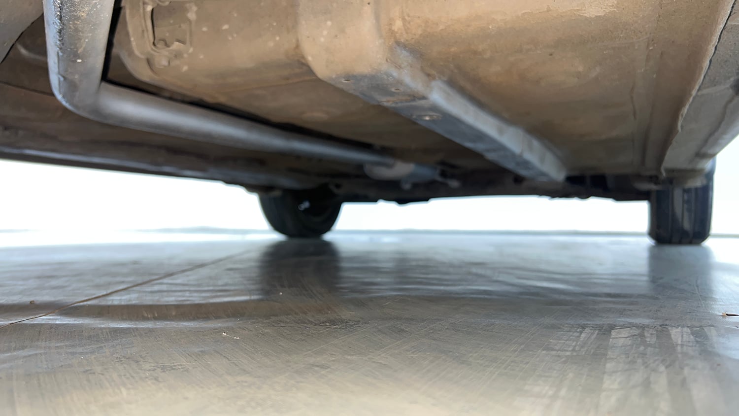Used 2015 Hyundai Xcent S 1.2 Petrol Manual extra REAR RIGHT UNDERBODY VIEW