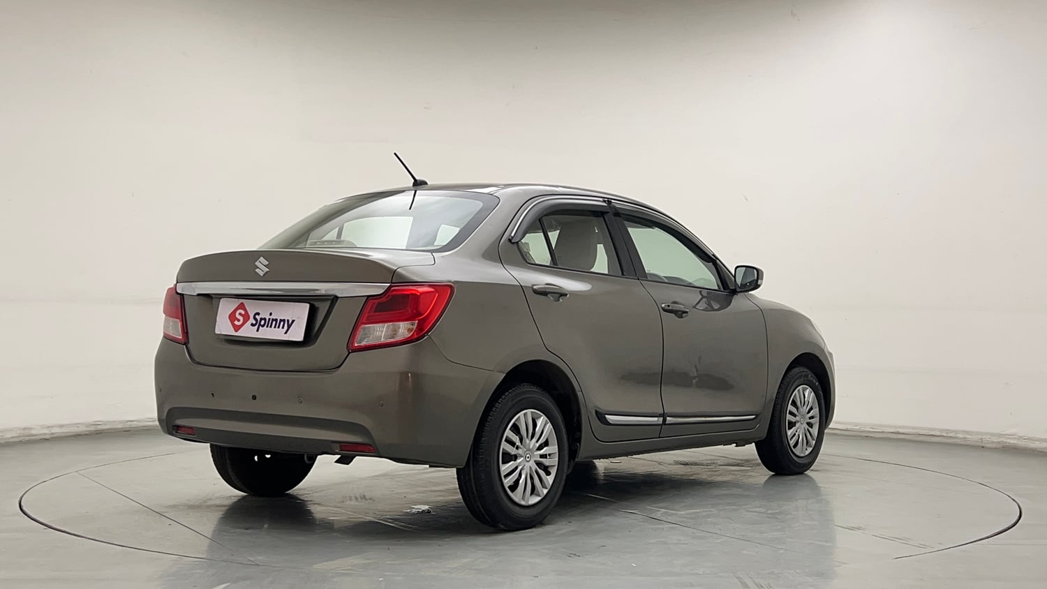 Used 2018 Maruti Suzuki Dzire VXi AMT Petrol Automatic exterior RIGHT REAR CORNER VIEW