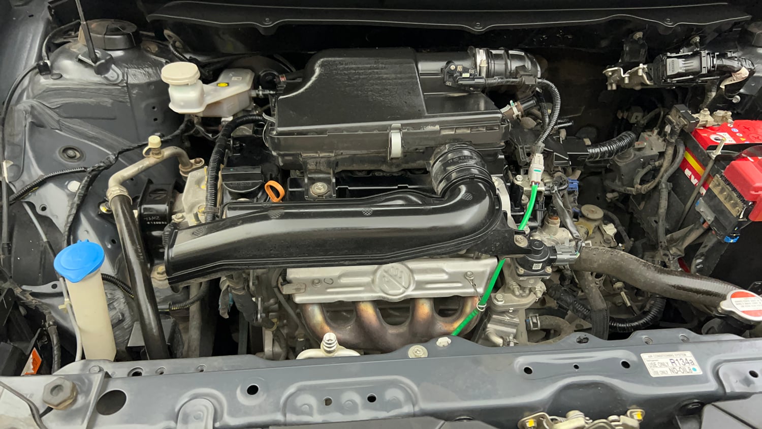 Used 2023 Maruti Suzuki Baleno Zeta MT Petrol Manual engine ENGINE RIGHT SIDE VIEW