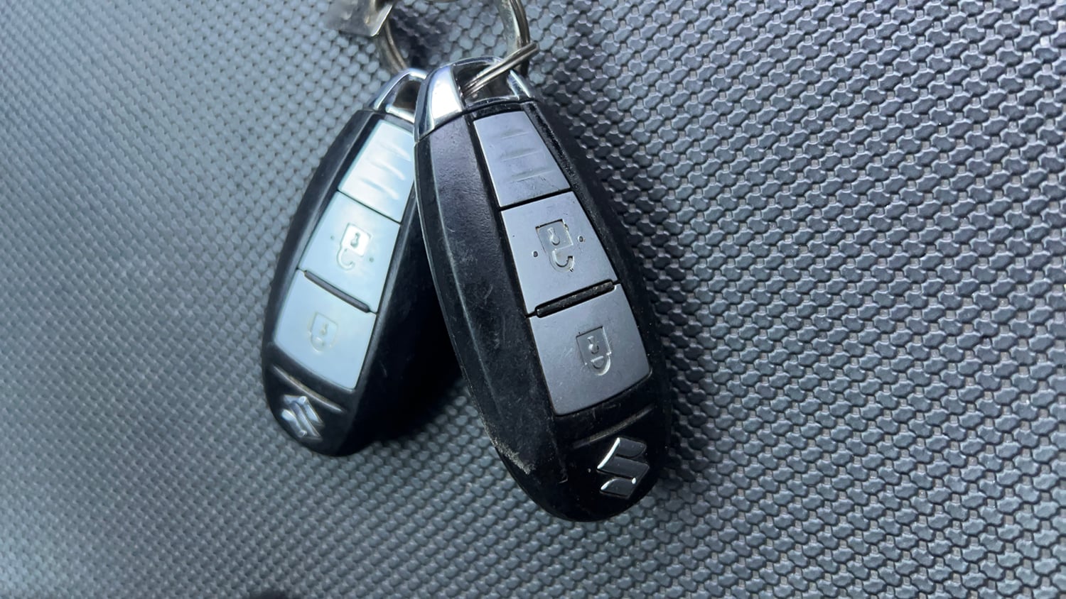 Used 2017 Maruti Suzuki Baleno Alpha 1.2 Petrol Manual extra CAR KEY VIEW