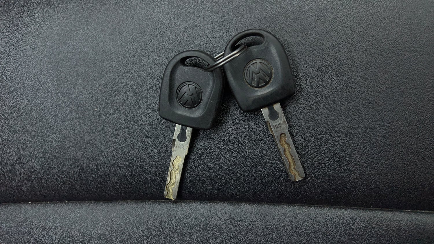 Used 2020 Volkswagen Ameo Trendline 1.0L (P) Petrol Manual extra CAR KEY VIEW