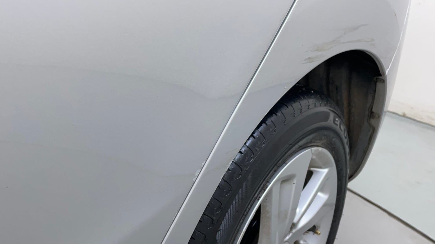 Used 2015 Honda Jazz V AT Petrol Petrol Automatic dents MINOR SCRATCH