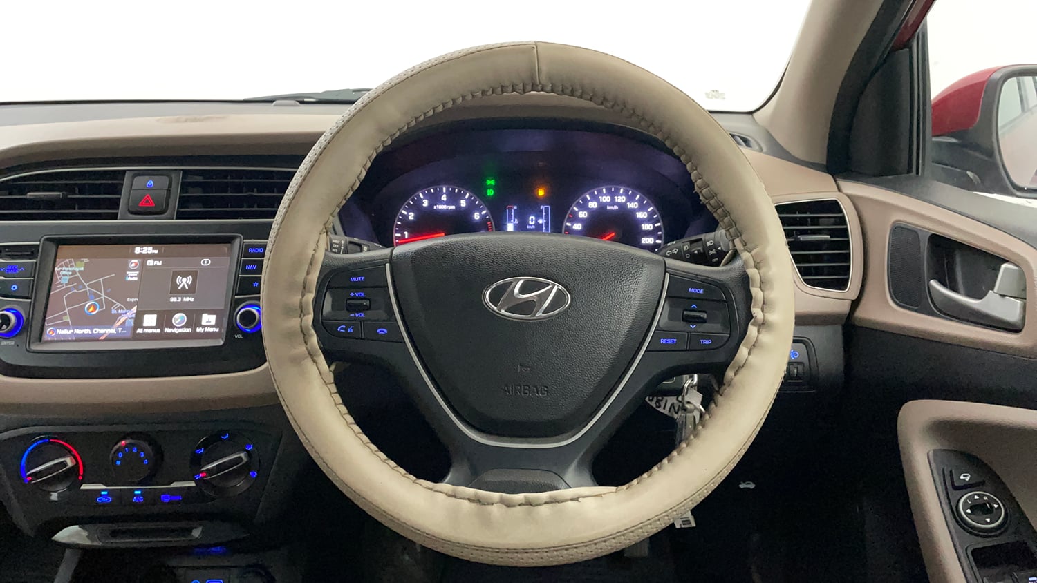 Used 2020 Hyundai Elite i20 Sportz Plus 1.2 Petrol Manual interior STEERING VIEW