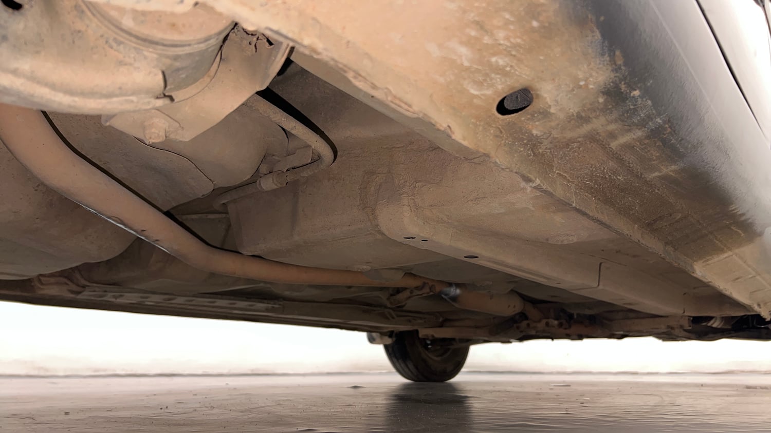 Used 2015 Hyundai i10 Sportz 1.1 iRDE2 Petrol Manual extra REAR RIGHT UNDERBODY VIEW