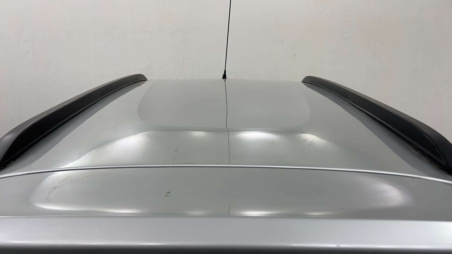 Used 2022 Renault Kwid RXT 1.0 (O) Petrol Manual exterior EXTERIOR ROOF VIEW