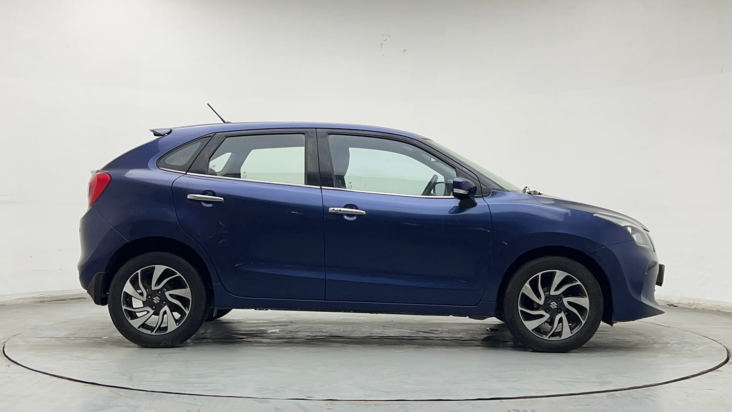 Used 2019 Maruti Suzuki Baleno Zeta Petrol Manual exterior RIGHT SIDE VIEW