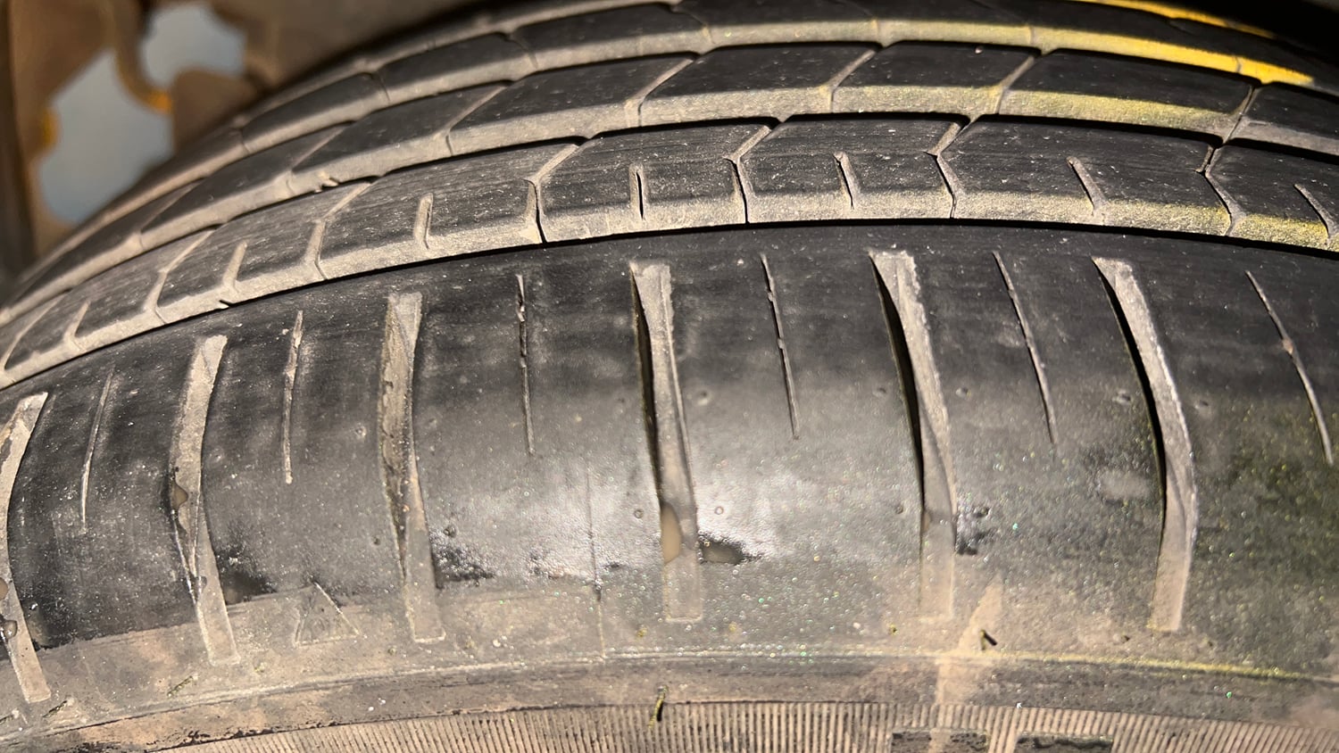 Used 2020 Tata Tiago XZA Plus Petrol Automatic tyres RIGHT REAR TYRE TREAD VIEW