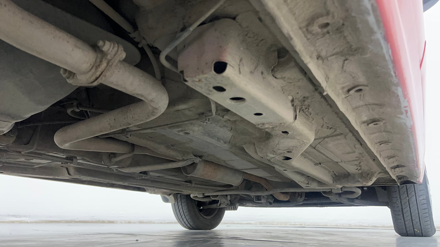 Used 2023 Tata Tiago XT CNG Cng Manual extra REAR RIGHT UNDERBODY VIEW