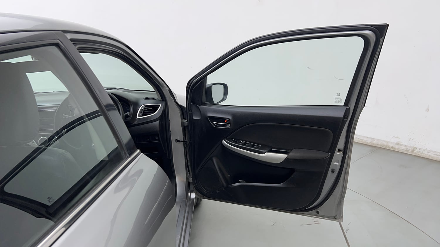 Used 2017 Maruti Suzuki Baleno Delta 1.2 Petrol Manual interior RIGHT FRONT DOOR OPEN VIEW