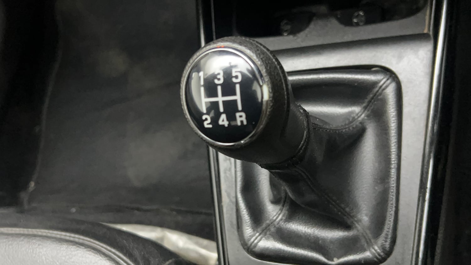 Used 2023 Toyota Glanza G Petrol Manual interior GEAR  KNOB VIEW