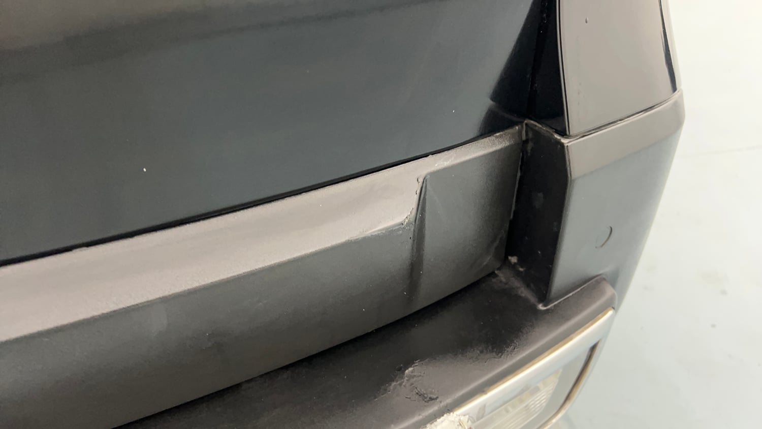 Used 2022 Mahindra Scorpio N Z8 L Petrol AT 7 STR Petrol Automatic dents MINOR SCRATCH
