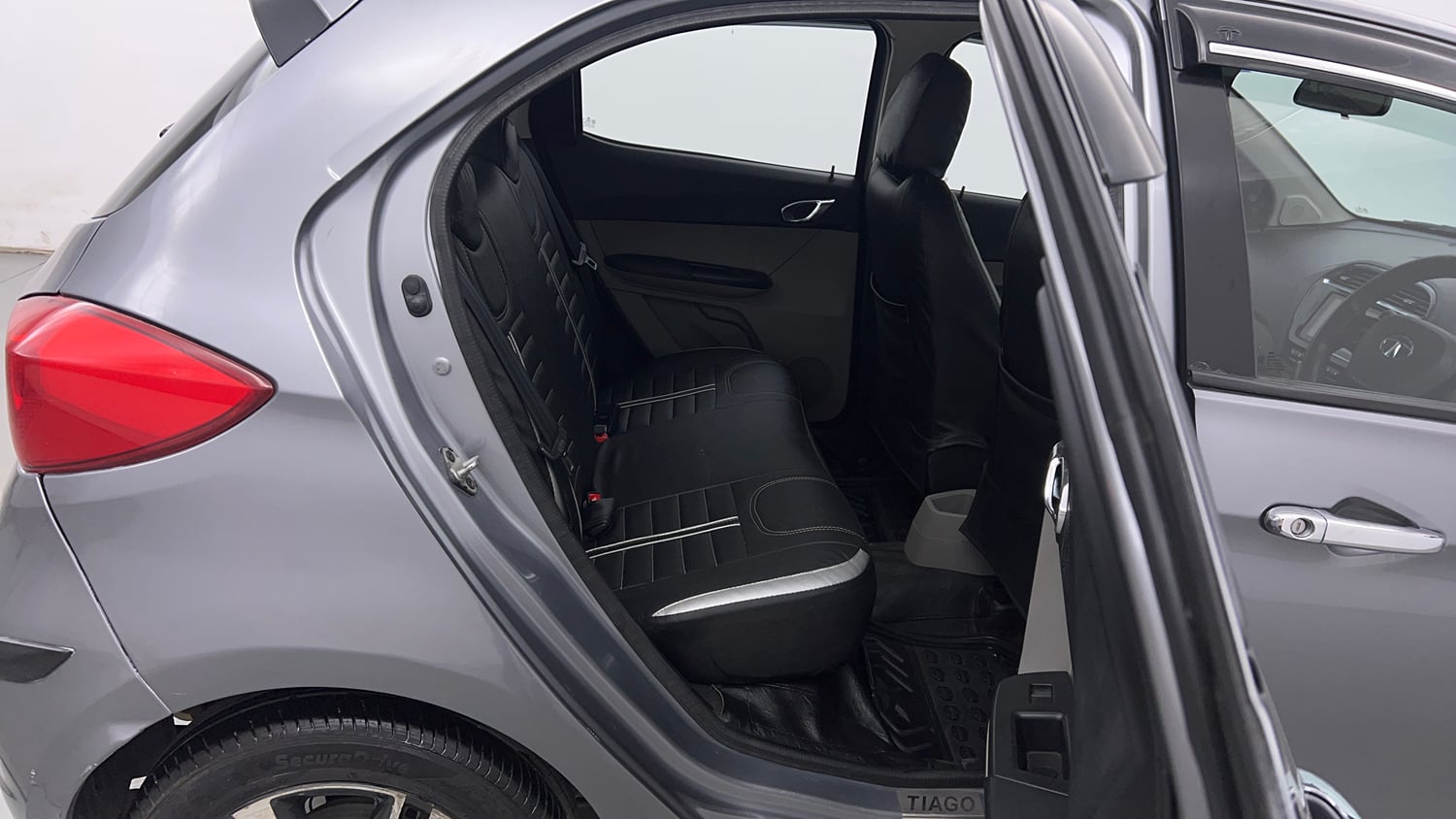 Used 2020 Tata Tiago Revotron XZ Plus Petrol Manual interior RIGHT SIDE REAR DOOR CABIN VIEW