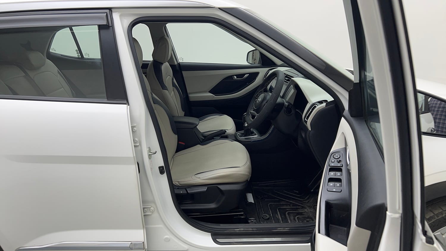 Used 2023 Hyundai Creta SX 1.5 Petrol Petrol Manual interior RIGHT SIDE FRONT DOOR CABIN VIEW