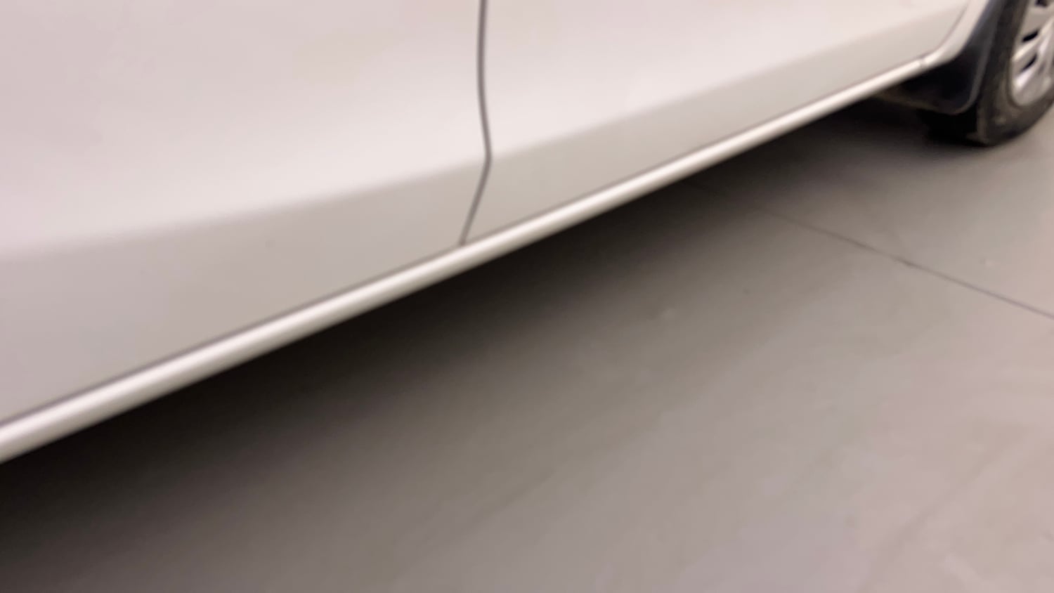 Used 2013 Toyota Etios Liva G Petrol Manual dents MINOR DENT