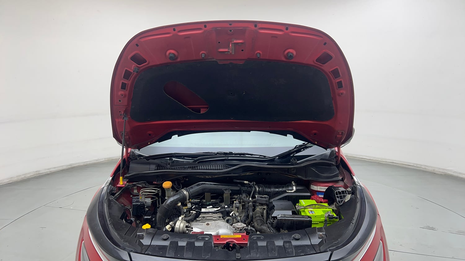 Used 2021 Tata Altroz XZ Petrol Petrol Manual engine ENGINE & BONNET OPEN FRONT VIEW