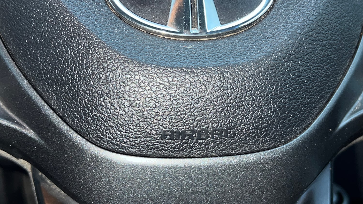 Used 2023 Tata Punch Pure MT Petrol Manual top_features Airbags