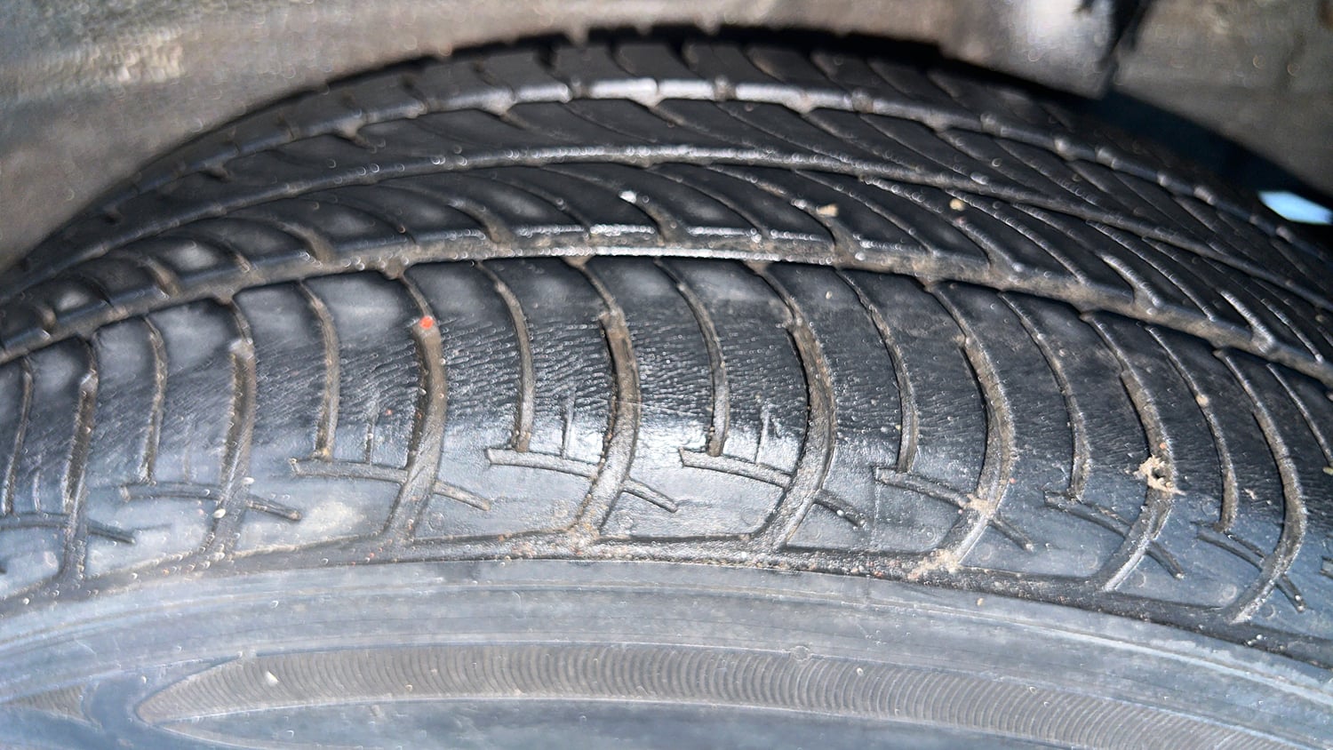 Used 2021 Maruti Suzuki Wagon R 1.0 VXi (O) 1.0 Petrol Manual tyres LEFT REAR TYRE TREAD VIEW