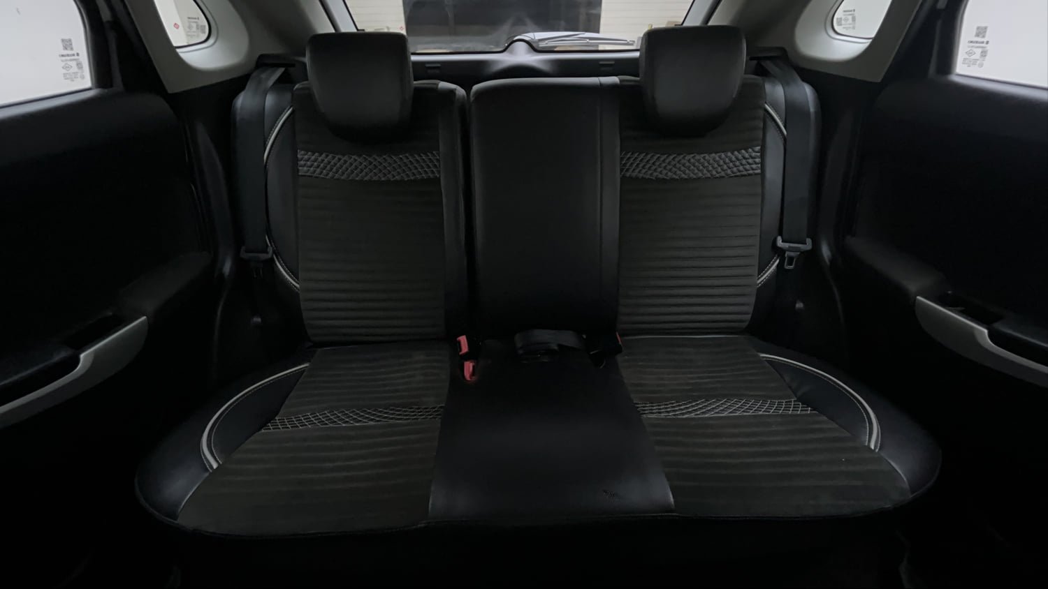 Used 2016 Maruti Suzuki Baleno Delta 1.2 Petrol Manual interior REAR SEAT CONDITION VIEW
