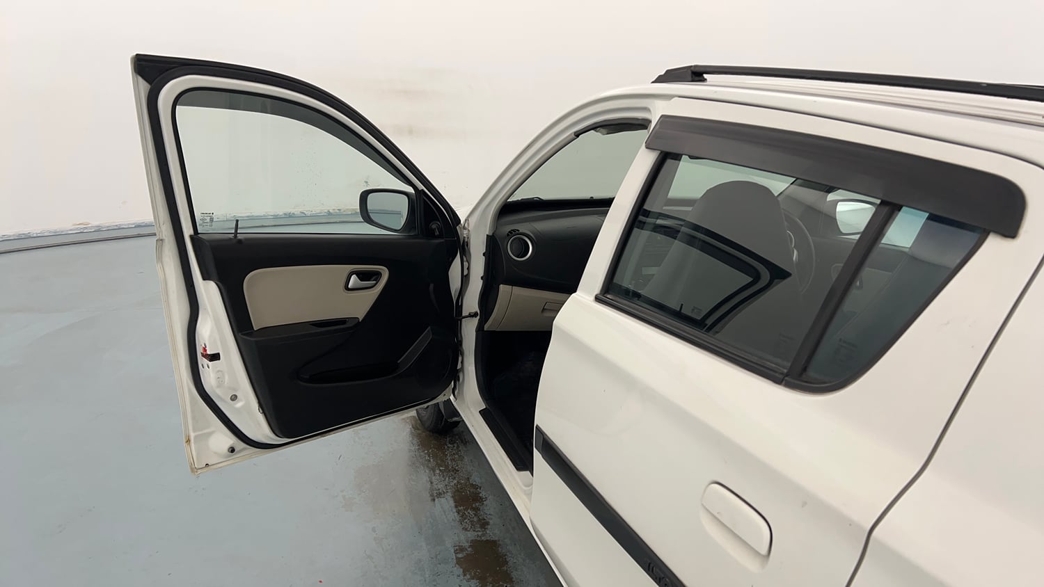 Used 2020 Maruti Suzuki Alto 800 VXi Petrol Manual interior LEFT FRONT DOOR OPEN VIEW
