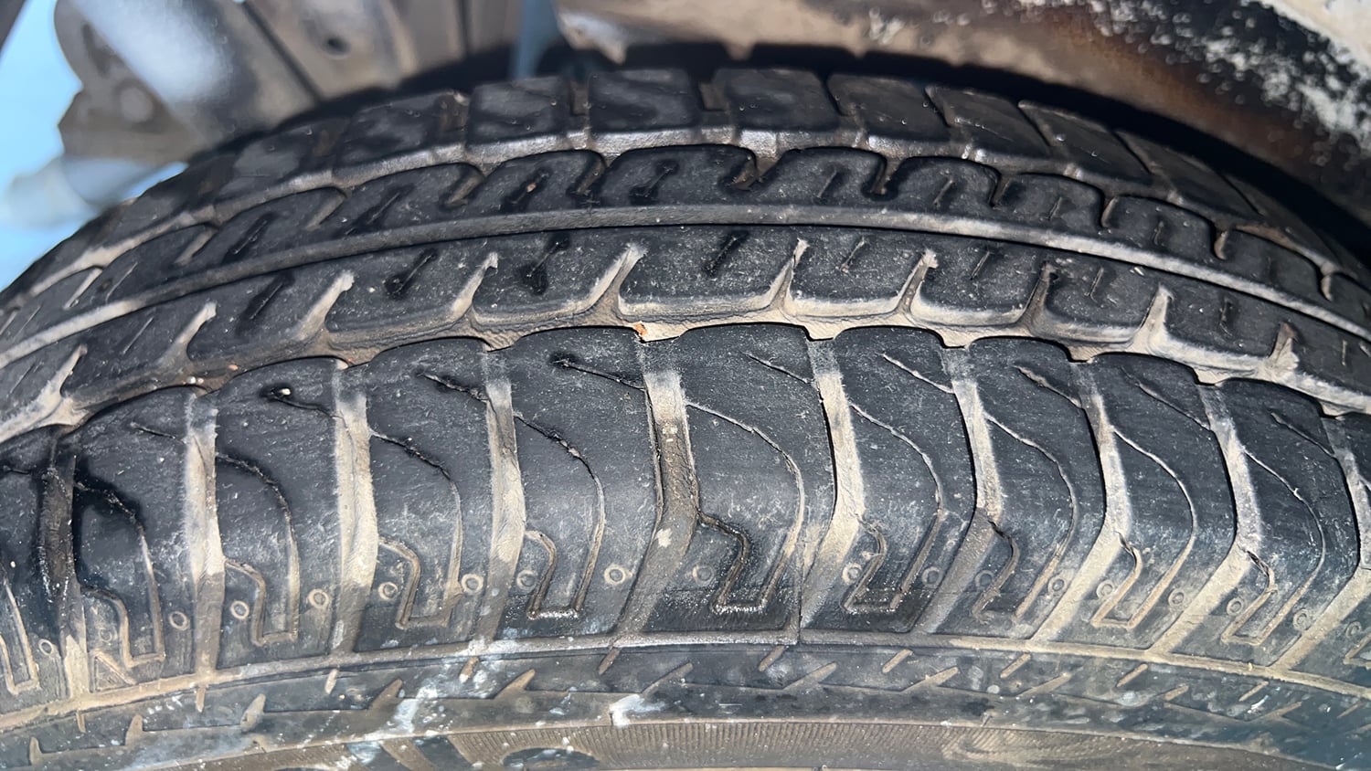 Used 2018 Maruti Suzuki Wagon R LXI Petrol Manual tyres RIGHT REAR TYRE TREAD VIEW