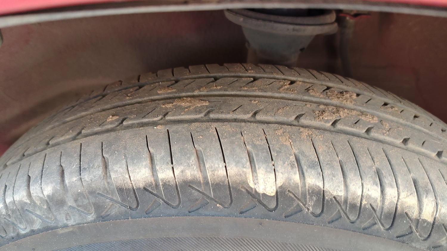 Used 2017 Maruti Suzuki Alto 800 VXi Petrol Manual tyres LEFT FRONT TYRE TREAD VIEW