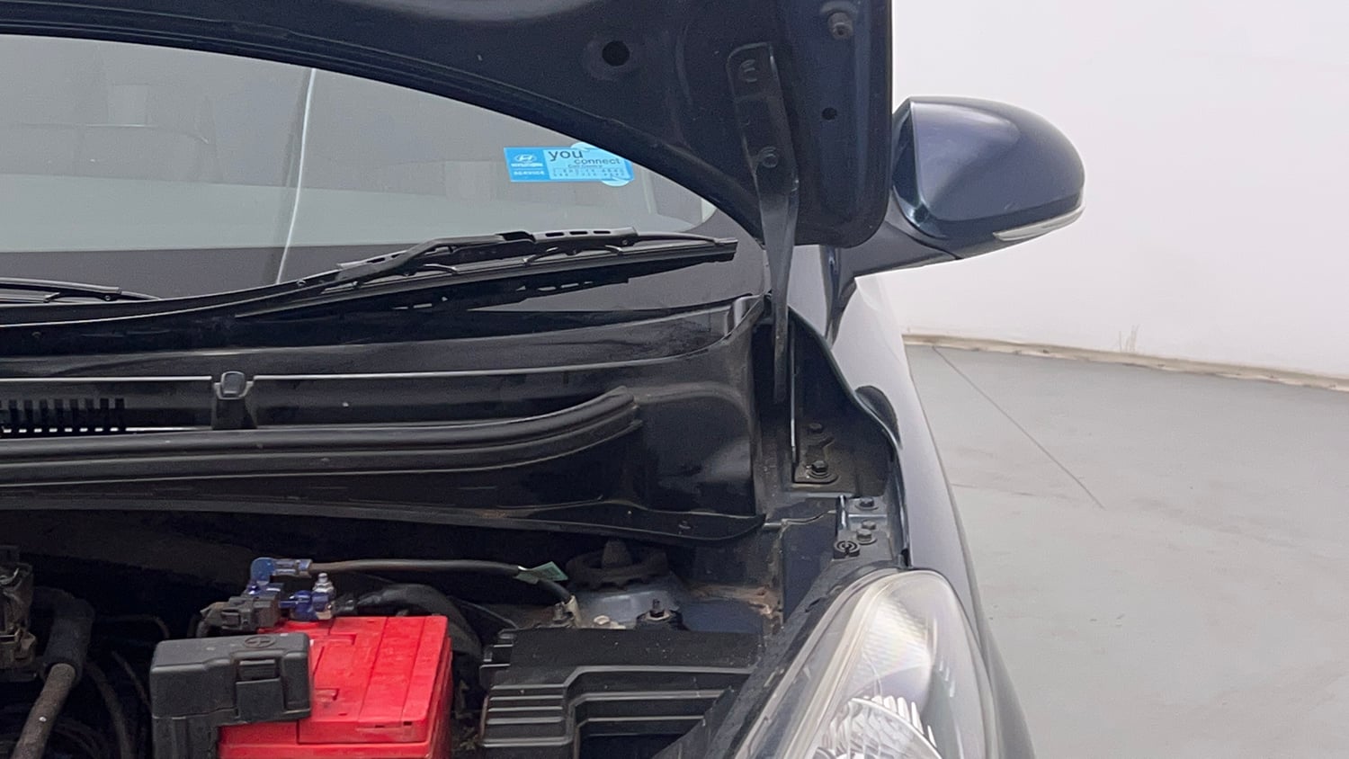 Used 2022 Hyundai Grand i10 Nios Sportz 1.2 Kappa VTVT Petrol Manual engine ENGINE LEFT SIDE HINGE & APRON VIEW