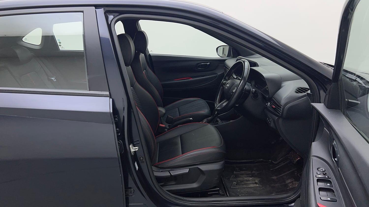 Used 2022 Hyundai i20 N Line N8 1.0 Turbo DCT Petrol Automatic interior RIGHT SIDE FRONT DOOR CABIN VIEW