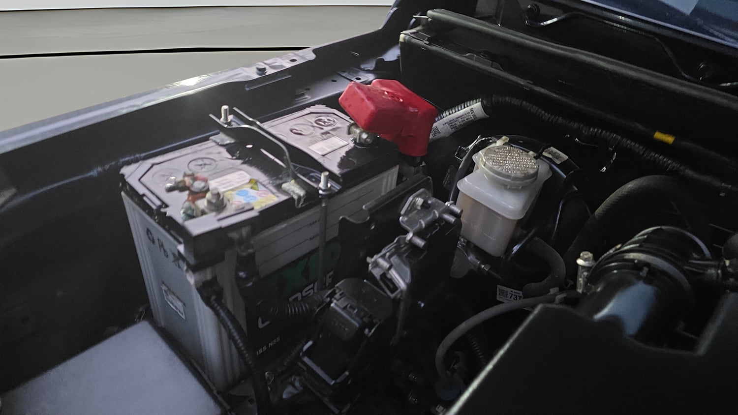 Used 2024 Maruti Suzuki Jimny Zeta MT Petrol Manual engine ENGINE RIGHT SIDE VIEW