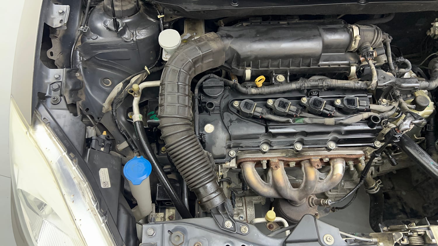 Used 2018 Maruti Suzuki Dzire VXi AMT Petrol Automatic engine ENGINE RIGHT SIDE VIEW