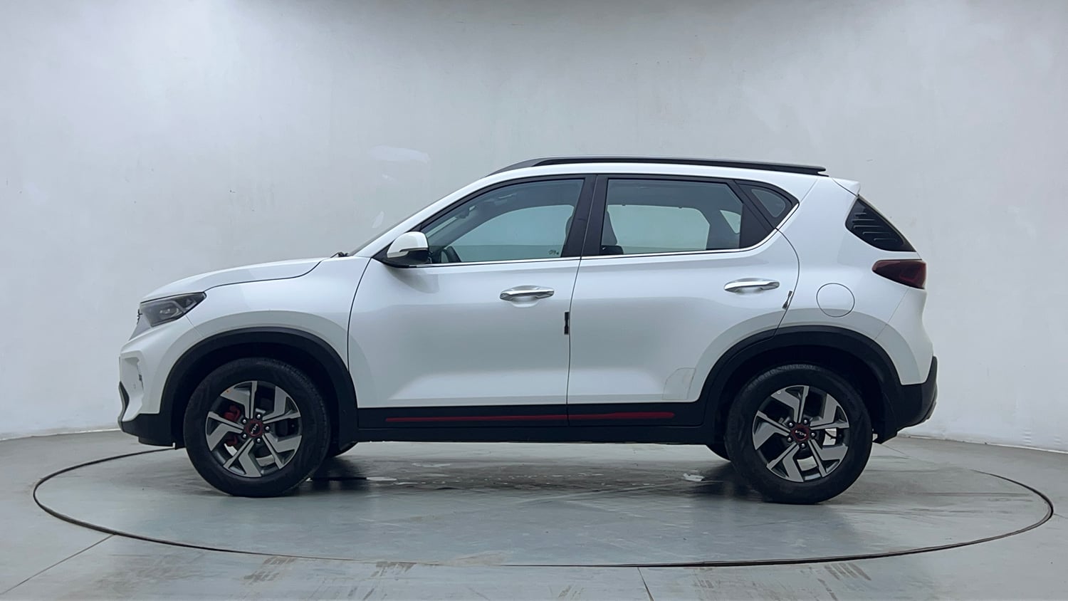 Used 2022 Kia Sonet GTX Plus 1.0 iMT Petrol Manual exterior LEFT SIDE VIEW