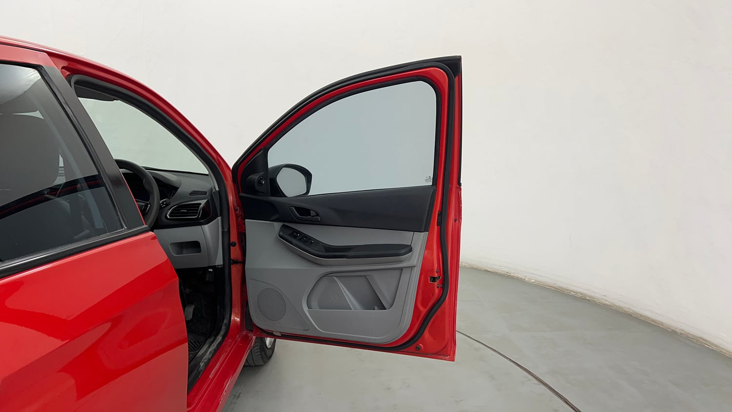 Used 2023 Tata Tiago XT CNG Cng Manual interior RIGHT FRONT DOOR OPEN VIEW
