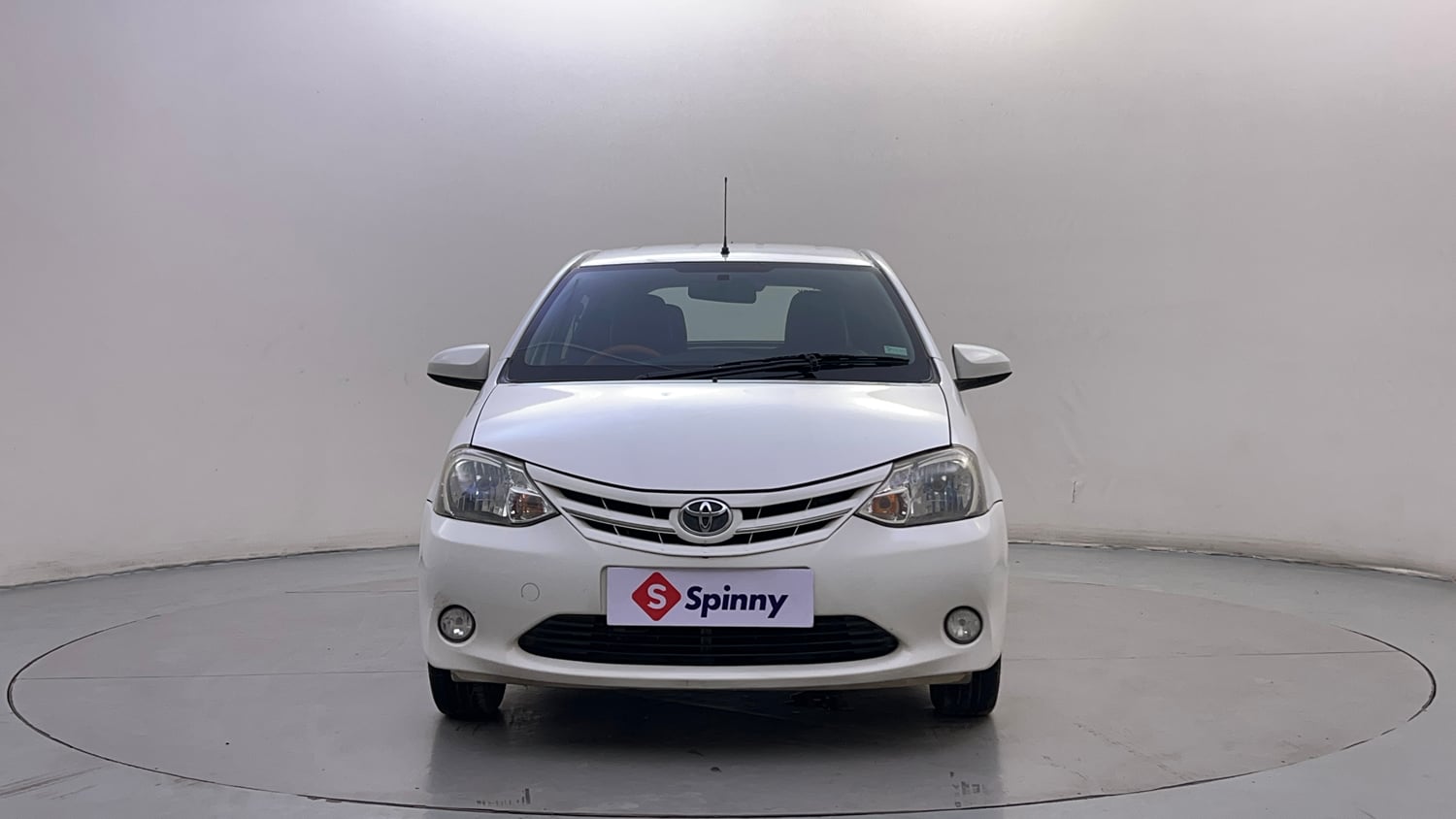 Used 2013 Toyota Etios Liva G Petrol Manual exterior FRONT VIEW