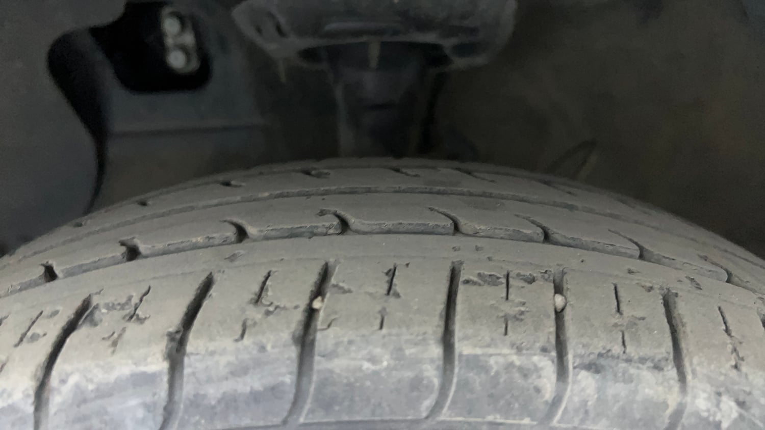 Used 2022 Hyundai Grand i10 Nios Sportz 1.2 Kappa VTVT Petrol Manual tyres LEFT FRONT TYRE TREAD VIEW