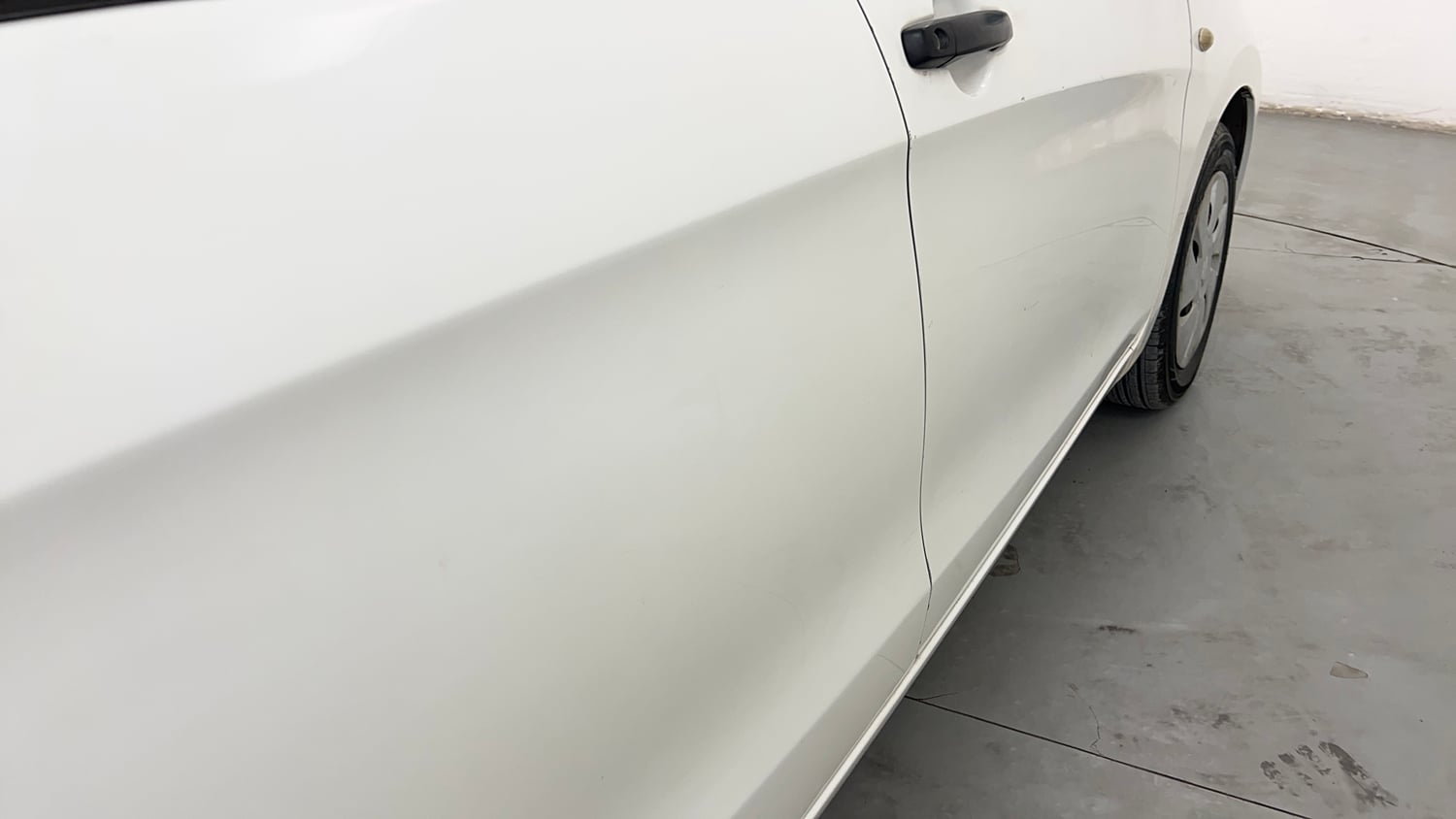 Used 2017 Maruti Suzuki Celerio VXI (O) AMT Petrol Automatic dents MINOR SCRATCH