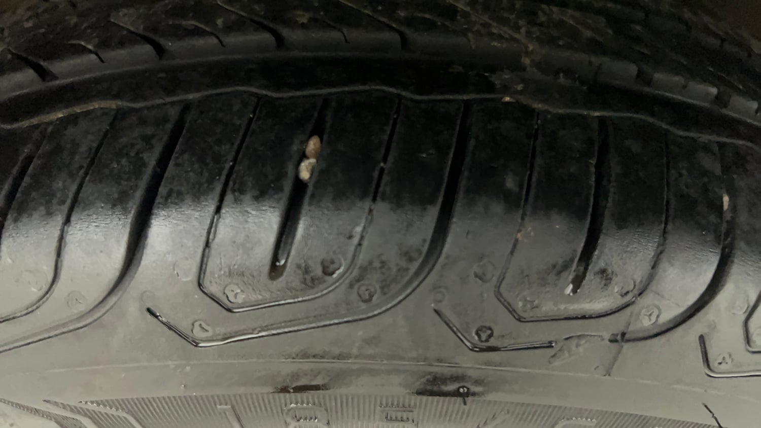 Used 2019 Nissan Micra XV CVT Petrol Automatic tyres RIGHT REAR TYRE TREAD VIEW