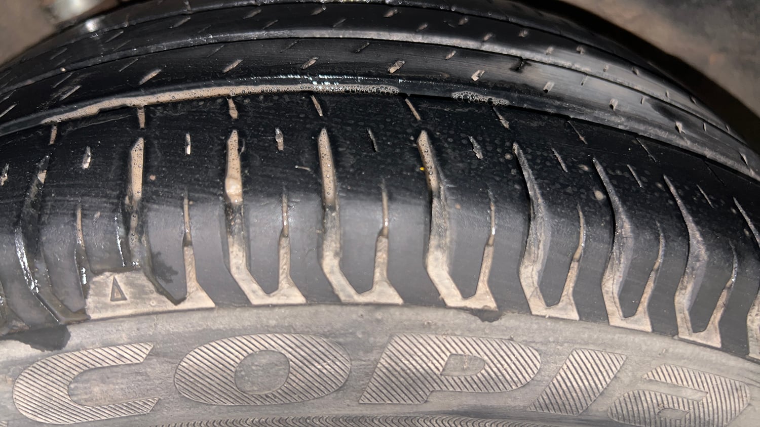 Used 2013 Honda Amaze 1.5 S i-DTEC Diesel Manual tyres RIGHT REAR TYRE TREAD VIEW