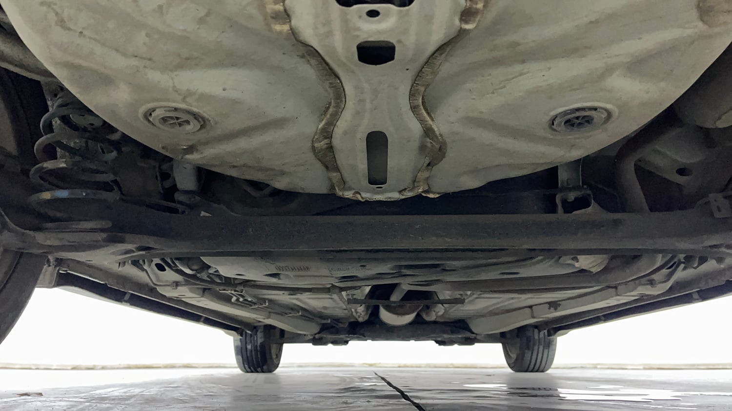 Used 2022 Maruti Suzuki Baleno Zeta Petrol Manual extra REAR UNDERBODY VIEW (TAKEN FROM REAR)