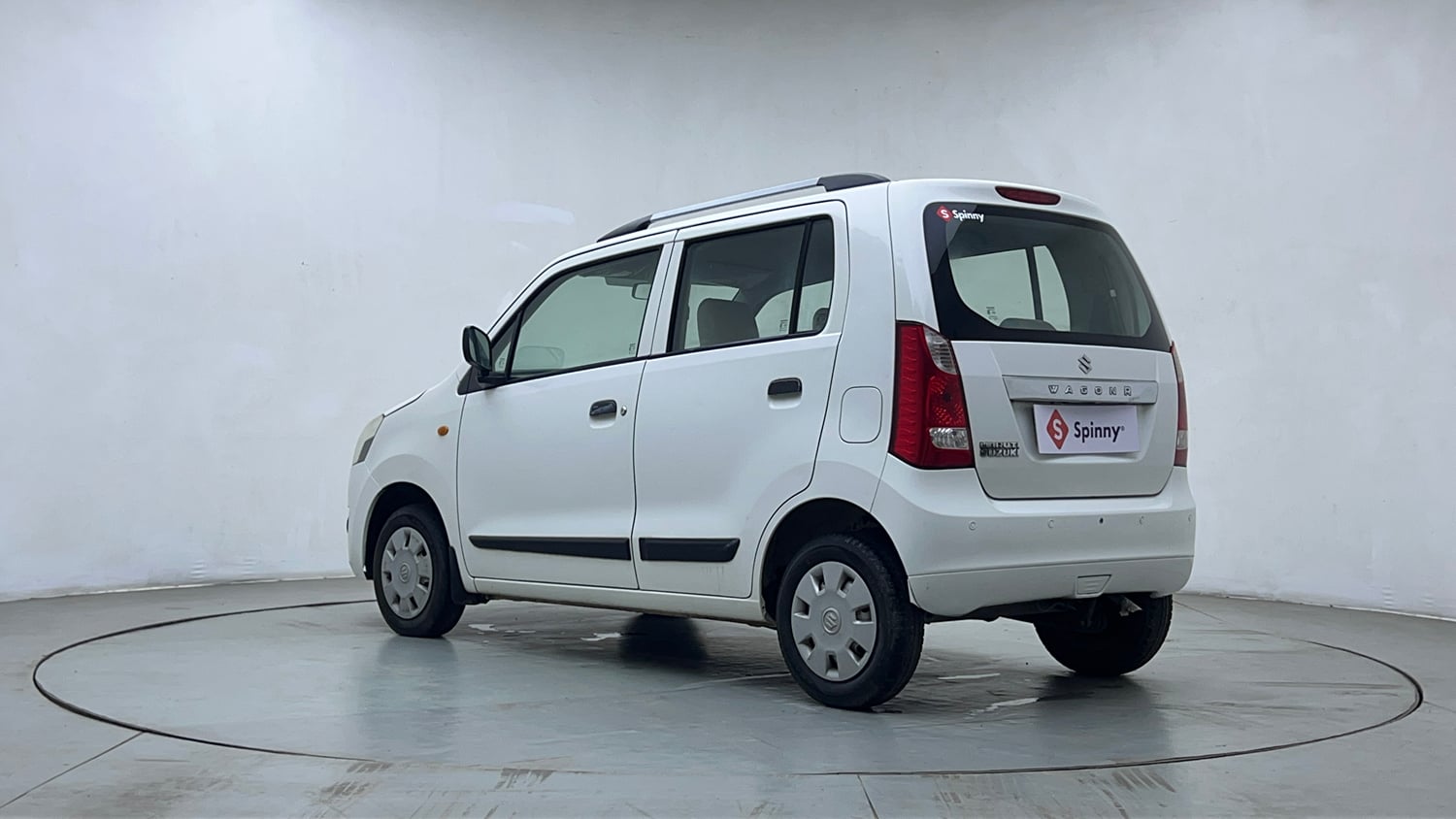 Used 2018 Maruti Suzuki Wagon R LXI Petrol Manual exterior LEFT REAR CORNER VIEW