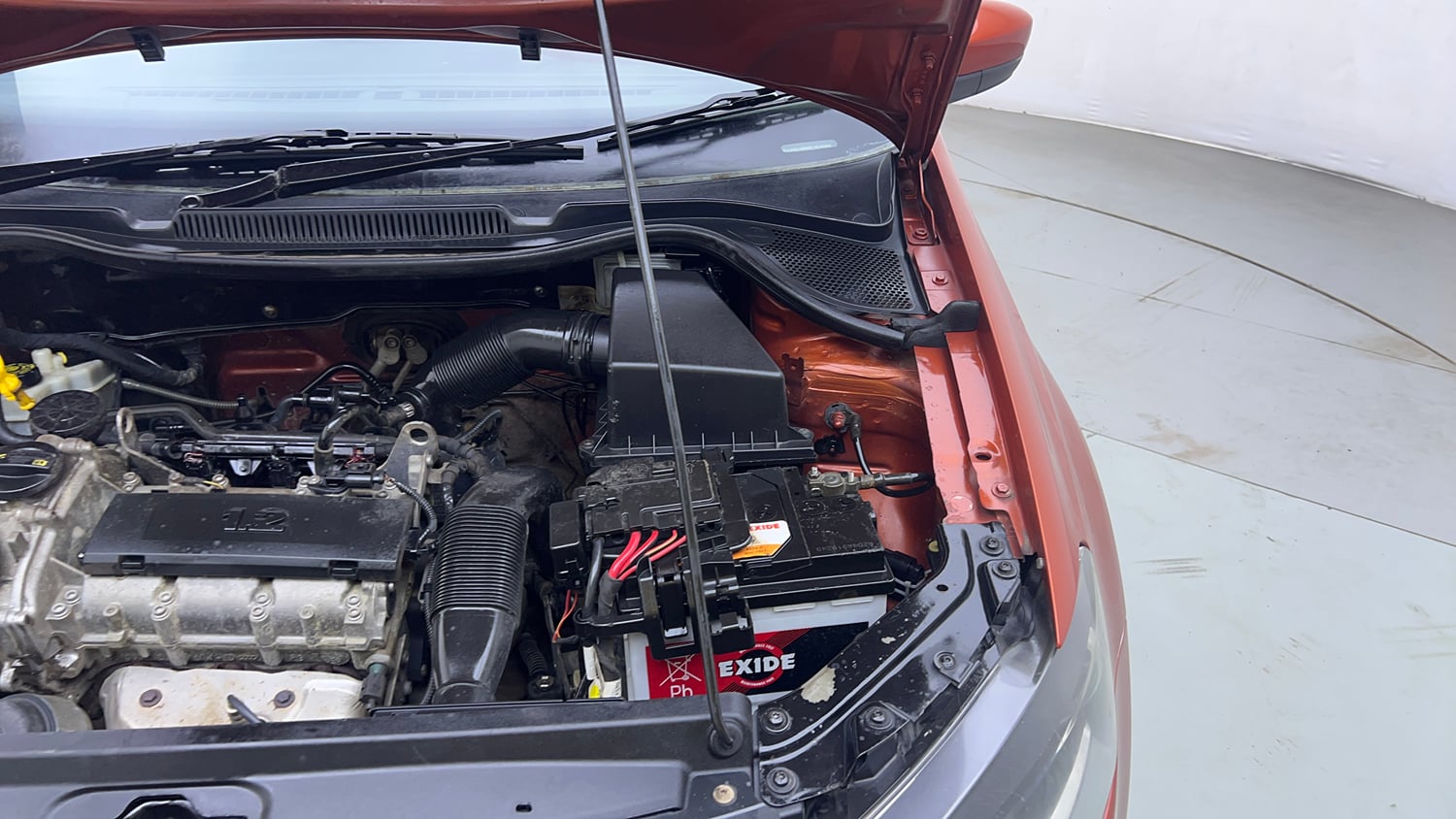 Used 2014 Volkswagen Polo Comfortline 1.2L (P) Petrol Manual engine ENGINE LEFT SIDE VIEW