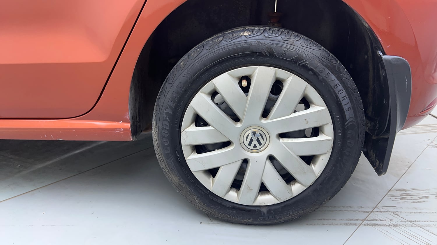 Used 2014 Volkswagen Polo Comfortline 1.2L (P) Petrol Manual tyres LEFT REAR TYRE RIM VIEW