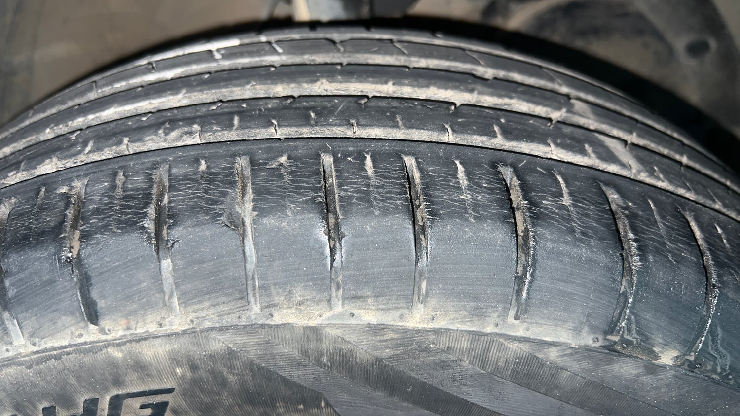 Used 2022 Maruti Suzuki Baleno Sigma MT Petrol Manual tyres RIGHT FRONT TYRE TREAD VIEW