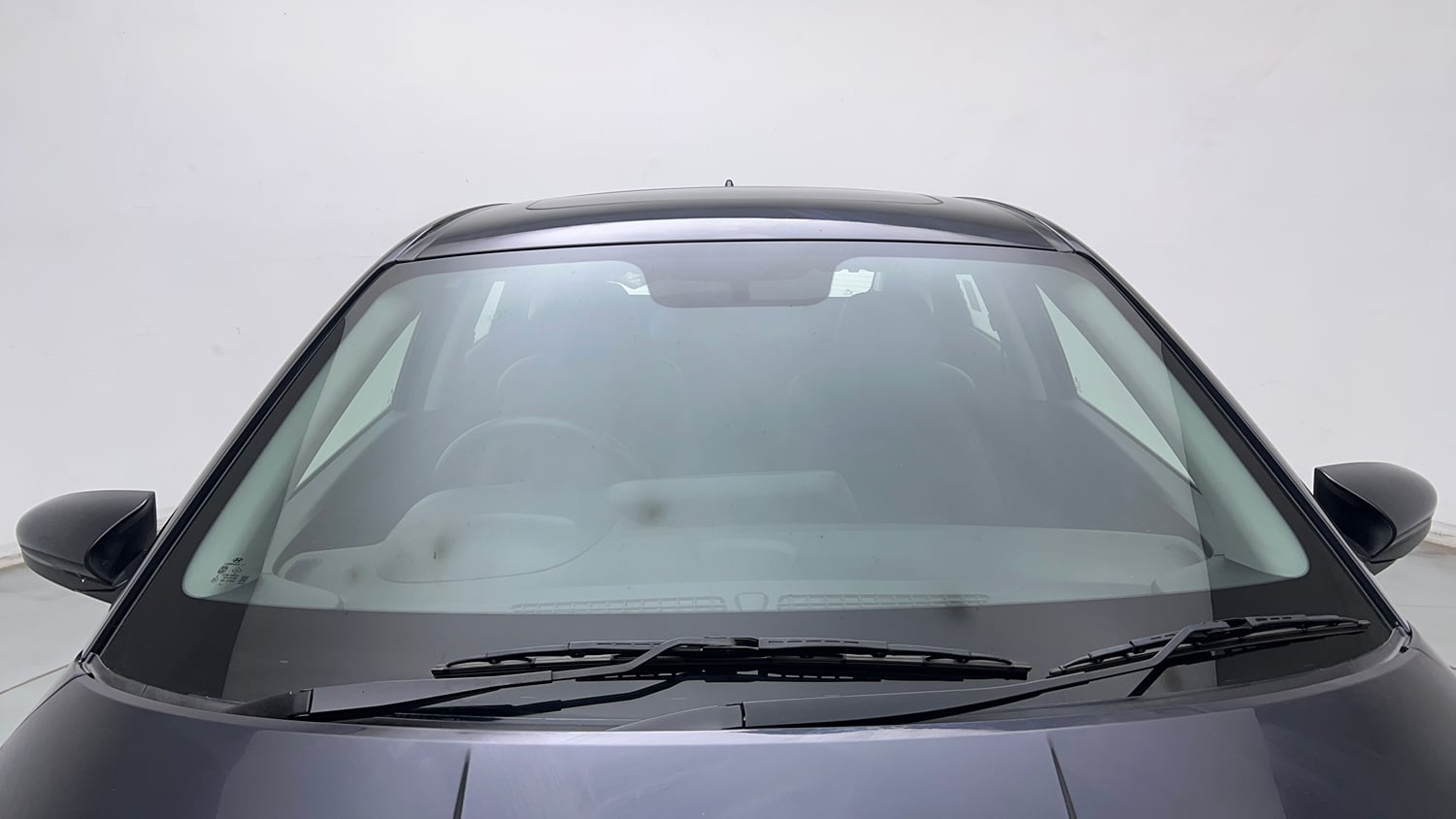 Used 2021 Hyundai New i20 Asta (O) 1.0 Turbo DCT Petrol Automatic exterior FRONT WINDSHIELD VIEW