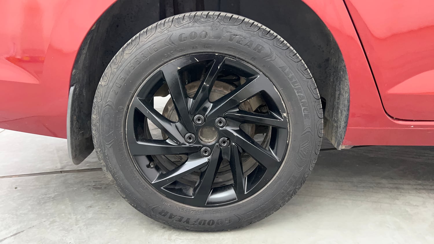 Used 2022 Volkswagen Virtus GT Plus 1.5 TSI EVO DSG Petrol Automatic tyres RIGHT REAR TYRE RIM VIEW