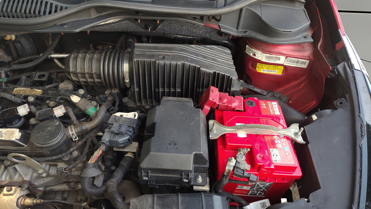 Used 2020 Tata Altroz XT Petrol Petrol Manual engine ENGINE LEFT SIDE VIEW