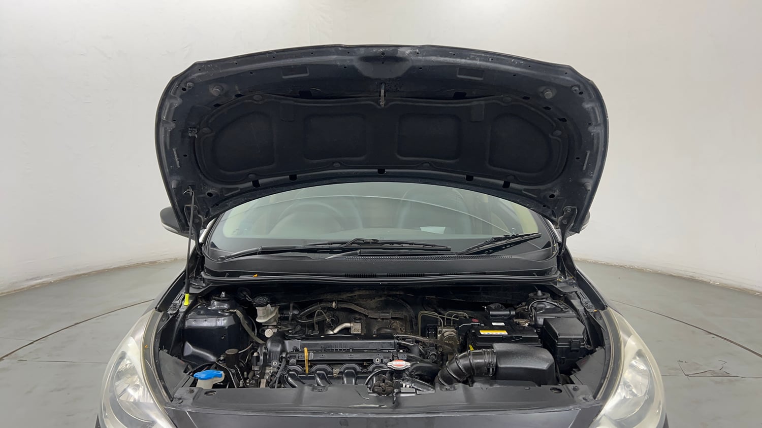 Used 2013 Hyundai Verna Fluidic 1.6 VTVT SX Petrol Manual engine ENGINE & BONNET OPEN FRONT VIEW
