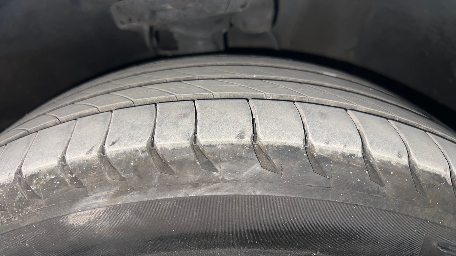 Used 2019 Hyundai Verna SX 1.6 VTVT Petrol Manual tyres RIGHT FRONT TYRE TREAD VIEW