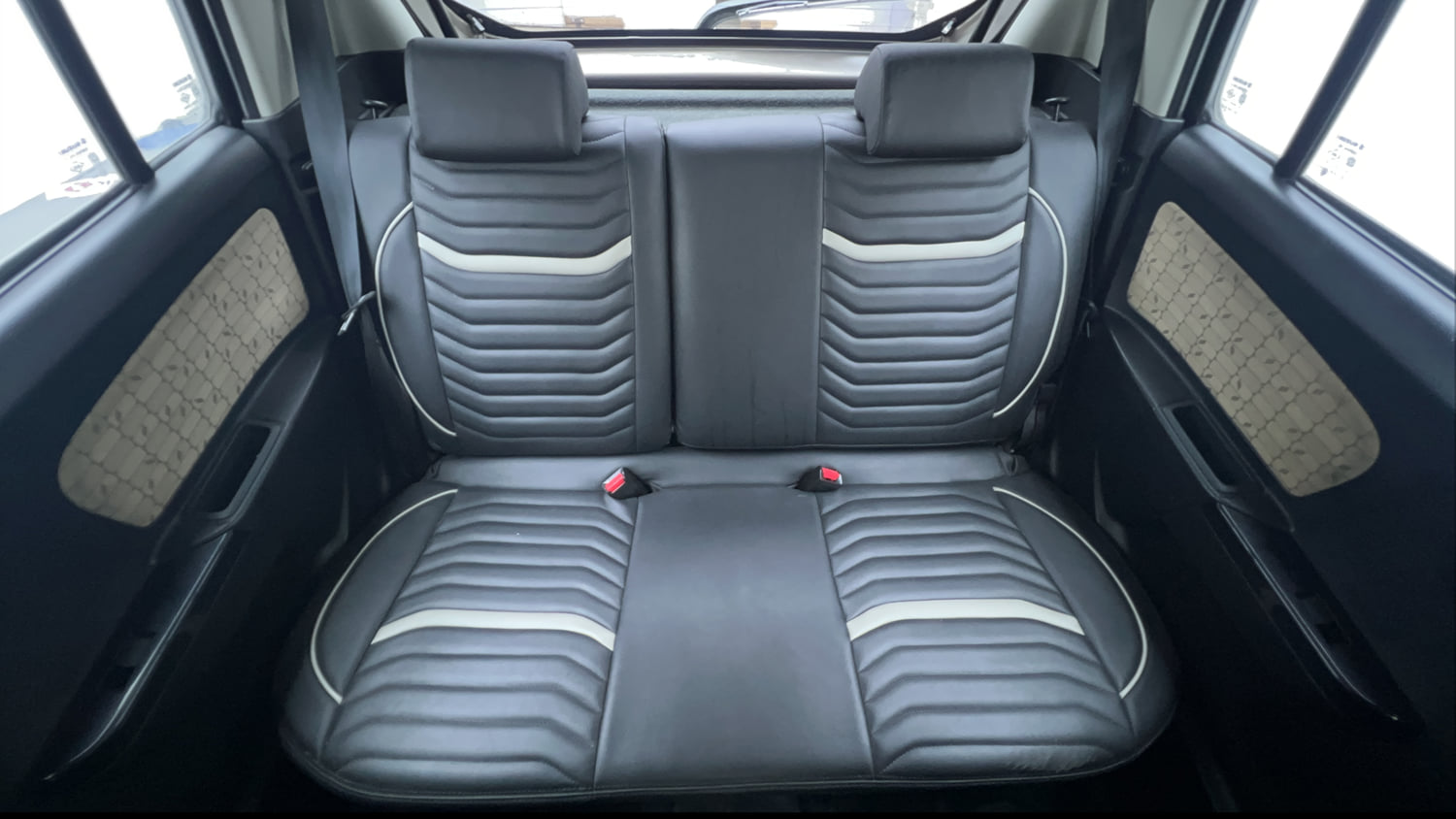 Used 2018 Maruti Suzuki Wagon R 1.0 VXI AMT Petrol Automatic interior REAR SEAT CONDITION VIEW