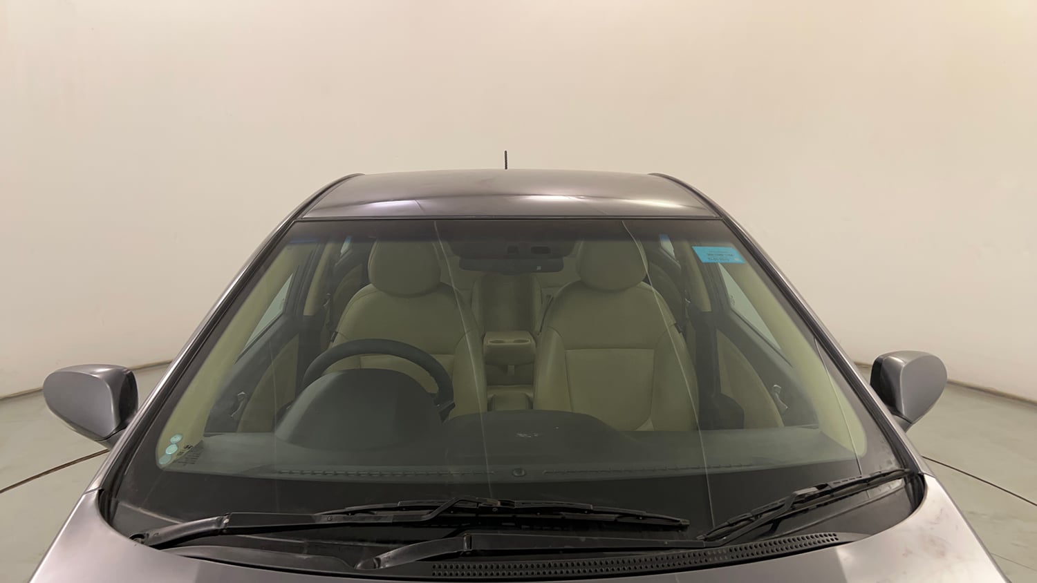 Used 2015 Hyundai Fluidic Verna 4S 1.6 VTVT SX Petrol Manual exterior FRONT WINDSHIELD VIEW