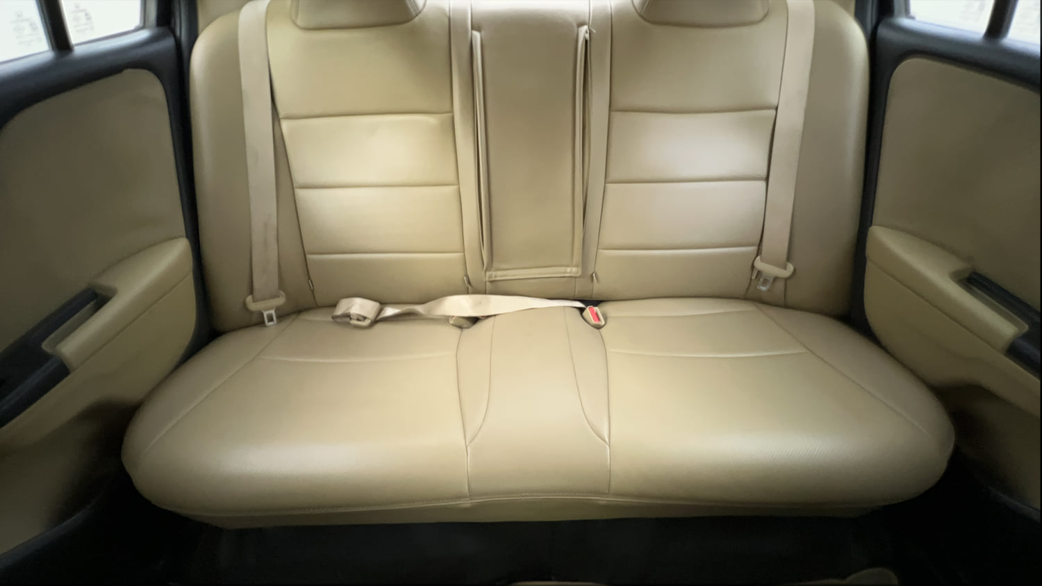 Used 2020 Honda City V Petrol Petrol Manual interior REAR SEAT CONDITION VIEW