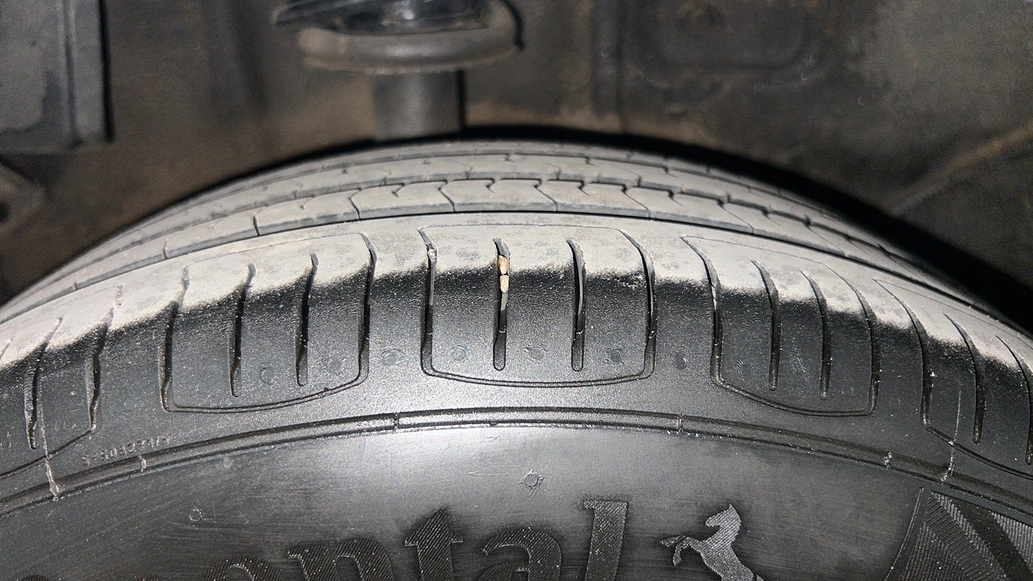 Used 2022 Tata Tiago XZA Plus Petrol Automatic tyres RIGHT REAR TYRE TREAD VIEW